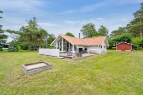 Cozy Holiday Home With A View Of The Water Ebeltoft